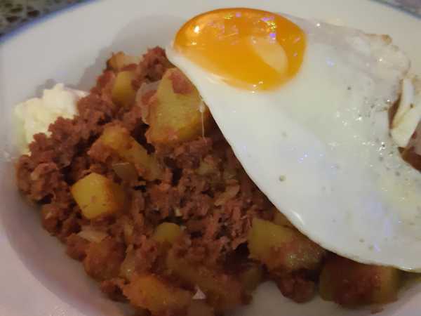 Photo réelle de la recette Corned beef et pommes de terre sautées