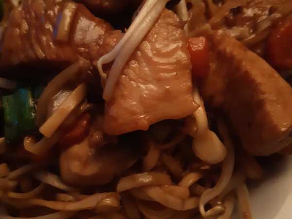 Photo réelle de la recette Nouilles sautées au poulet