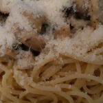 Spaghettis aux champignons et parmesan